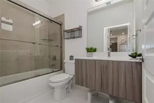 7815 NW 104th Ave, Doral, FL 33178 - Photo 54