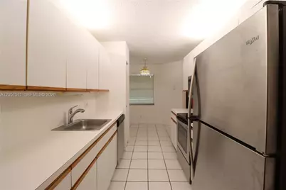 1200 SW 124th Ter #201O, Pembroke Pines, FL 33027 - Photo 10