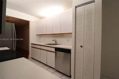 1200 SW 124th Ter #201O, Pembroke Pines, FL 33027 - Photo 8