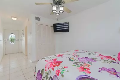 6320 E 4th Ave, Hialeah, FL 33013 - Photo 20