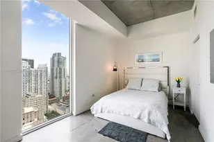 151 SE 1st St, Miami, FL 33131 - Photo 14