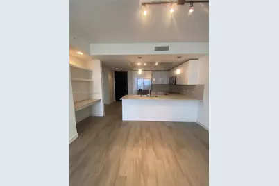 999 SW 1 Ave #3209, Miami, FL 33130 - Photo 2