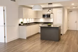 1010 Brickell Ave, Miami, FL 33131 - Photo 4