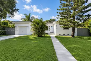 859 NE 115th St, Biscayne Park, FL 33161 - Photo 4