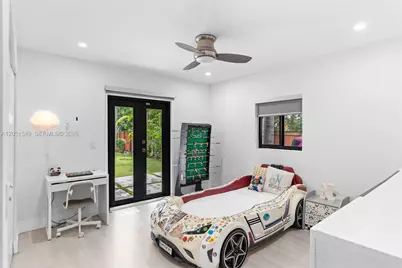 7831 SW 54th Ct, Miami, FL 33143 - Photo 32
