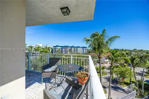 16590 NE 26th Ave, North Miami Beach, FL 33160 - Photo 18