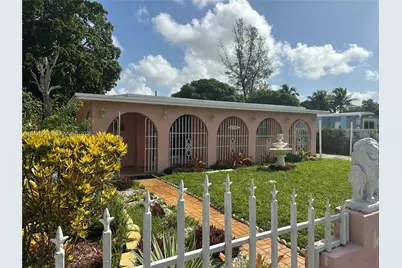 455 NW 133rd St, North Miami, FL 33168 - Photo 1