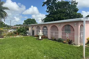 455 NW 133rd St, North Miami, FL 33168 - Photo 4