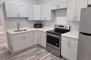 1629 SW 6th St, Miami, FL 33135 - Photo 10