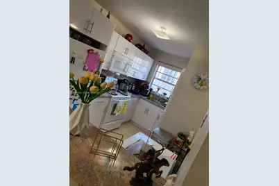1630 W 46th St #504C, Hialeah, FL 33012 - Photo 2