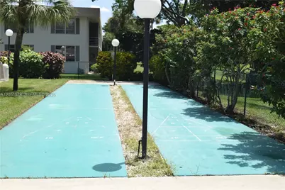 3970 Oaks Clubhouse Dr #306, Pompano Beach, FL 33069 - Photo 24