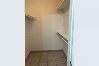 295 NW 72nd Ave #306, Miami, FL 33126 - Photo 2
