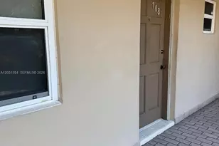 1401 NE 191st St, Miami, FL 33179 - Photo 12