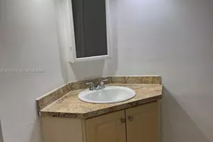 1401 NE 191st St, Miami, FL 33179 - Photo 6
