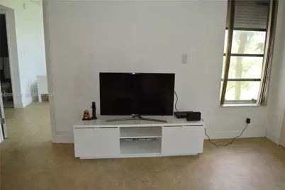 3970 Oaks Clubhouse Dr #306, Pompano Beach, FL 33069 - Photo 16
