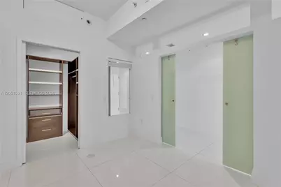 1100 Biscayne Blvd #2706, Miami, FL 33132 - Photo 20