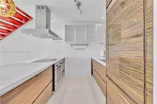 1100 Biscayne Blvd, Miami, FL 33132 - Photo 8