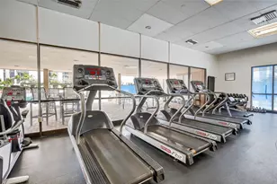 20335 W Country Club Dr, Aventura, FL 33180 - Photo 36