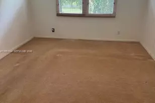 100 SW 130th Terrace, Pembroke Pines, FL 33027 - Photo 6