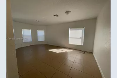 2730 NW 11th St #0, Fort Lauderdale, FL 33311 - Photo 6