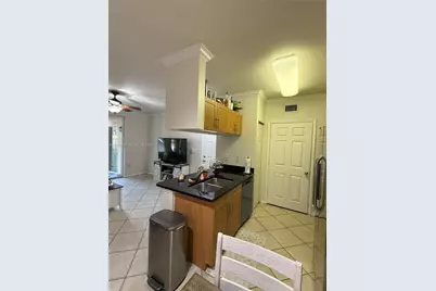6466 Emerald Dunes Dr #206, West Palm Beach, FL 33411 - Photo 8
