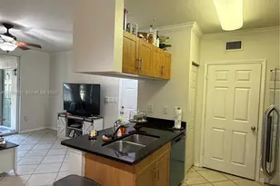 6466 Emerald Dunes Dr, West Palm Beach, FL 33411 - Photo 8