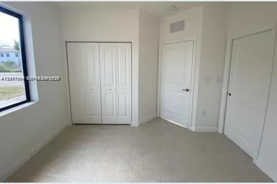 575 NE 208th Ter #575, Miami, FL 33179 - Photo 6