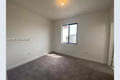 575 NE 208th Ter #575, Miami, FL 33179 - Photo 28
