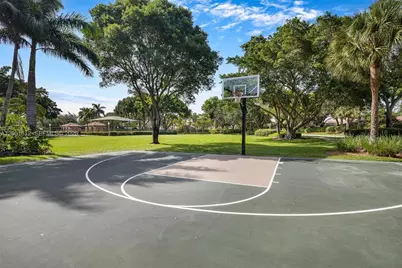 1045 Cedar Falls Dr #0, Weston, FL 33327 - Photo 46