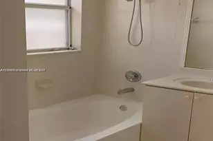 2210 NE 37th Rd, Homestead, FL 33033 - Photo 14