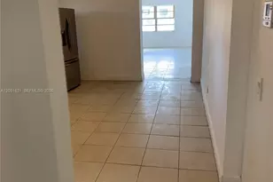308 NW 9th St, Hallandale Beach, FL 33009 - Photo 20