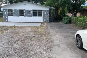 308 NW 9th St, Hallandale Beach, FL 33009 - Photo 1
