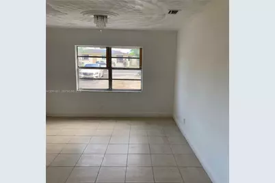 308 NW 9th St, Hallandale Beach, FL 33009 - Photo 14