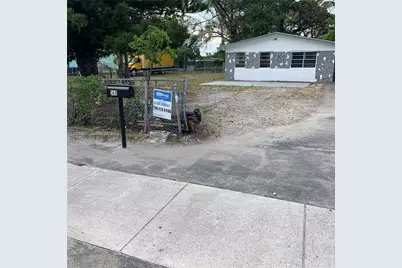 308 NW 9th St, Hallandale Beach, FL 33009 - Photo 1