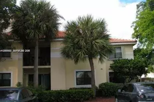 540 S Park Rd, Hollywood, FL 33021 - Photo 1