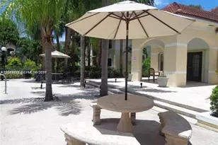540 S Park Rd, Hollywood, FL 33021 - Photo 12