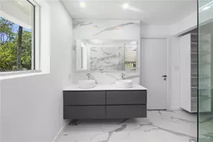 5824 Alton Rd, Miami Beach, FL 33140 - Photo 22