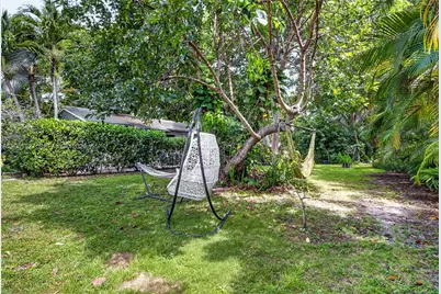 467 NE 129th St, North Miami, FL 33161 - Photo 52