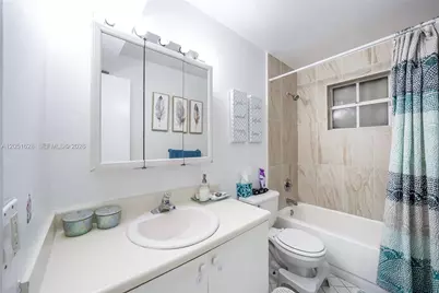 301 SW 86th Ave #101, Pembroke Pines, FL 33025 - Photo 14