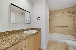 7515 NW South River Dr, Medley, FL 33166 - Photo 10