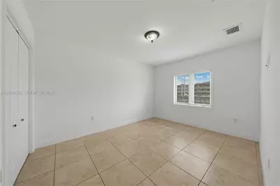 7515 NW South River Dr #7515, Medley, FL 33166 - Photo 8