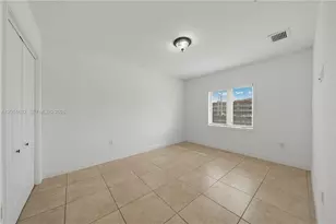 7515 NW South River Dr, Medley, FL 33166 - Photo 8