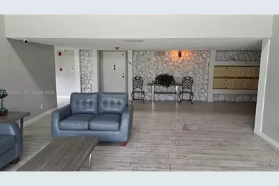 230 Lakeview Dr #310, Weston, FL 33326 - Photo 6