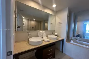 485 Brickell Ave, Miami, FL 33131 - Photo 14