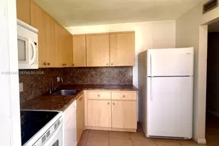 950 Hillcrest Dr, Hollywood, FL 33021 - Photo 6