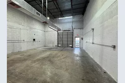 10411 NW 28th St, Doral, FL 33172 - Photo 12