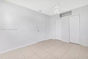 670 NE 130th St, North Miami, FL 33161 - Photo 8