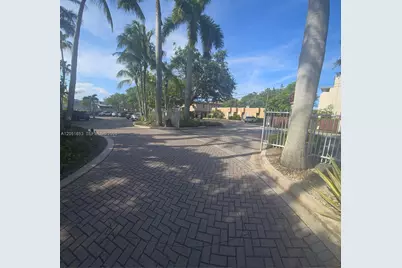 8950 SW 69th Ct #306, Pinecrest, FL 33156 - Photo 20