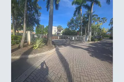 8950 SW 69th Ct #306, Pinecrest, FL 33156 - Photo 18