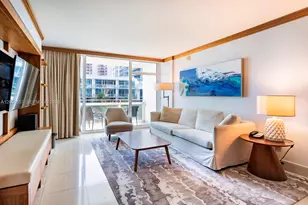6801 Collins Ave, Miami Beach, FL 33141 - Photo 4